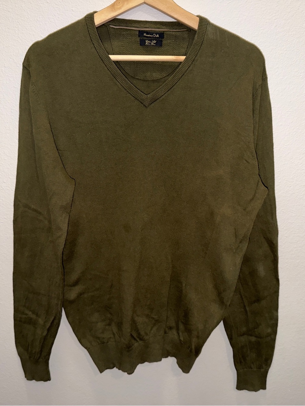 Massimo Dutti Men's Olive Green V-Neck Sweater